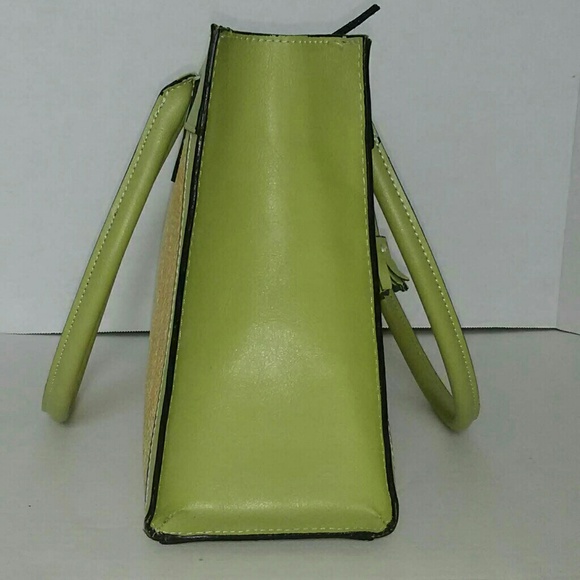 Handbag - Picture 2 of 5